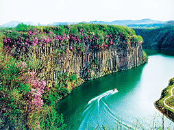 丹东抖音之地安东老街、中朝边境、河口仙境、神仙居住地青山沟、纯玩2日游(零购物零自费)