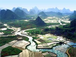 (南宁往返)【品味桂林】桂林、四星大漓江游轮、银子岩、世外桃源、古东瀑布、印象刘三姐双飞6日游