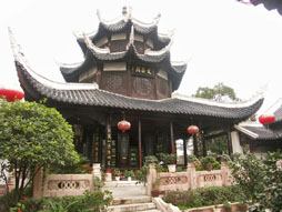 贵阳、黄果树、遵义、西江千户苗寨、青岩古镇、甲秀楼、黔灵公园双卧11日游